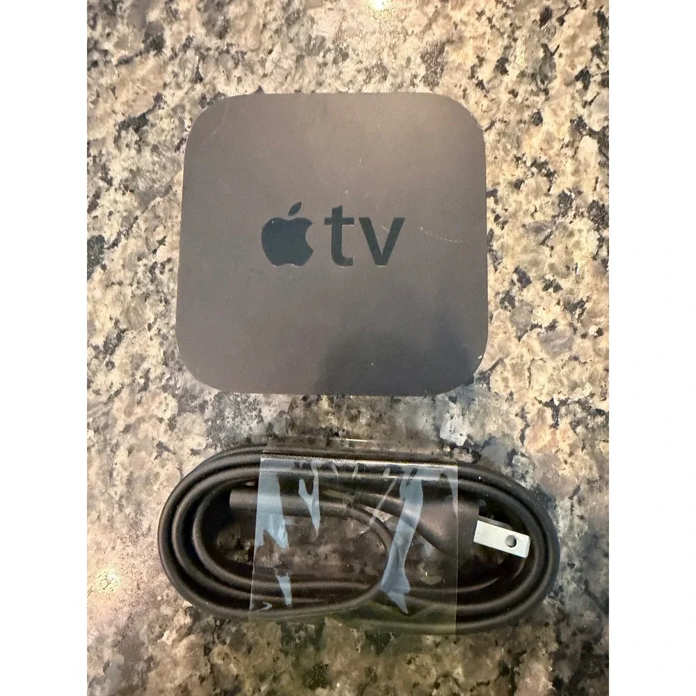 Apple TV 3rd Generation Model A1469 Black Streaming Media Player with Power Cord